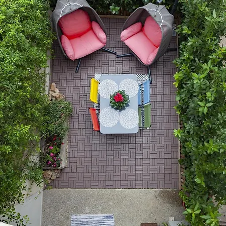 Harmony House Apartment